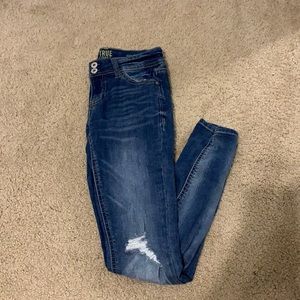 Juniors size 3 skinny jeans